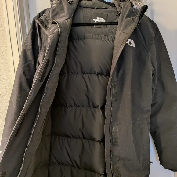 The North Face Black Women's Jacket - Picture 2 of 4